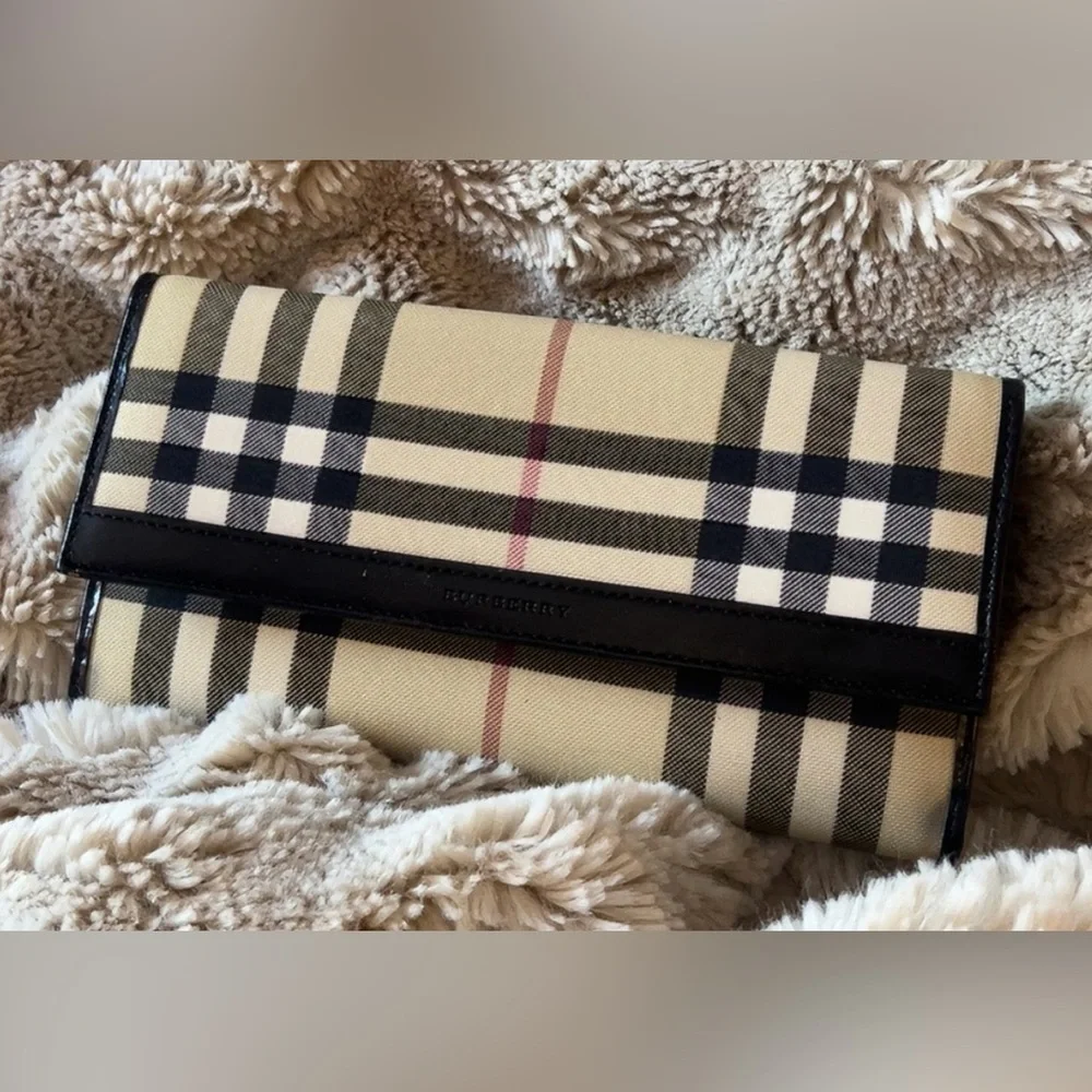 Burberry | Women’s Plaid Coated Canvas Long Wallet Leather Trim *Luxury - Picture 12 of 12